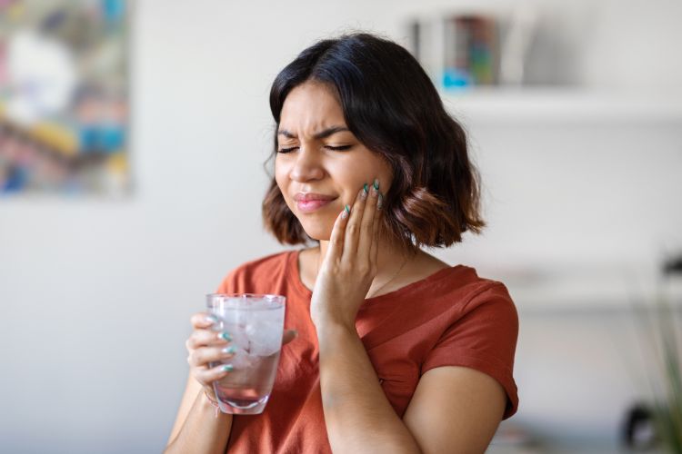 Signs You Might Need a Root Canal: Sensitivity to Hot and Cold